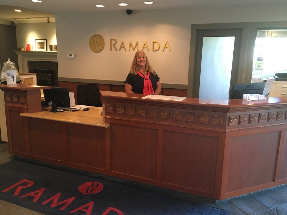Ramada By Wyndham Duncan Cowichan Valley Esterno foto